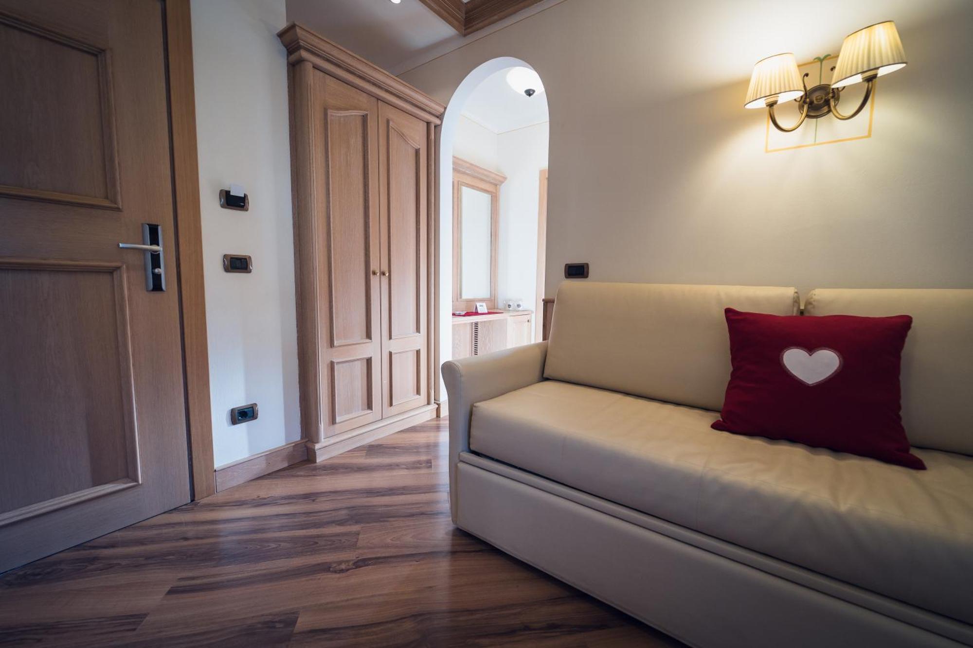 Hotel Alle Alpi Моена Екстер'єр фото