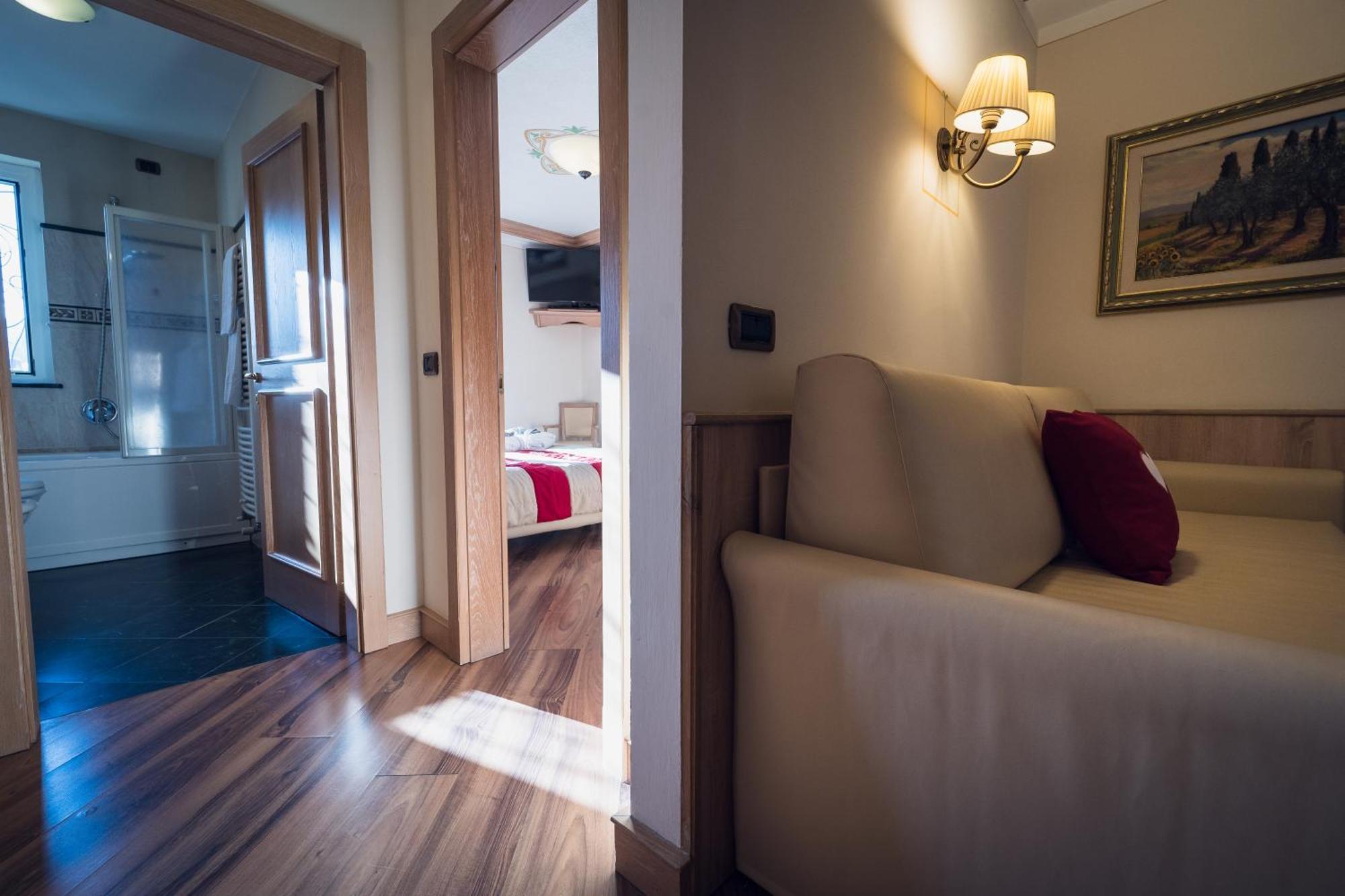 Hotel Alle Alpi Моена Екстер'єр фото