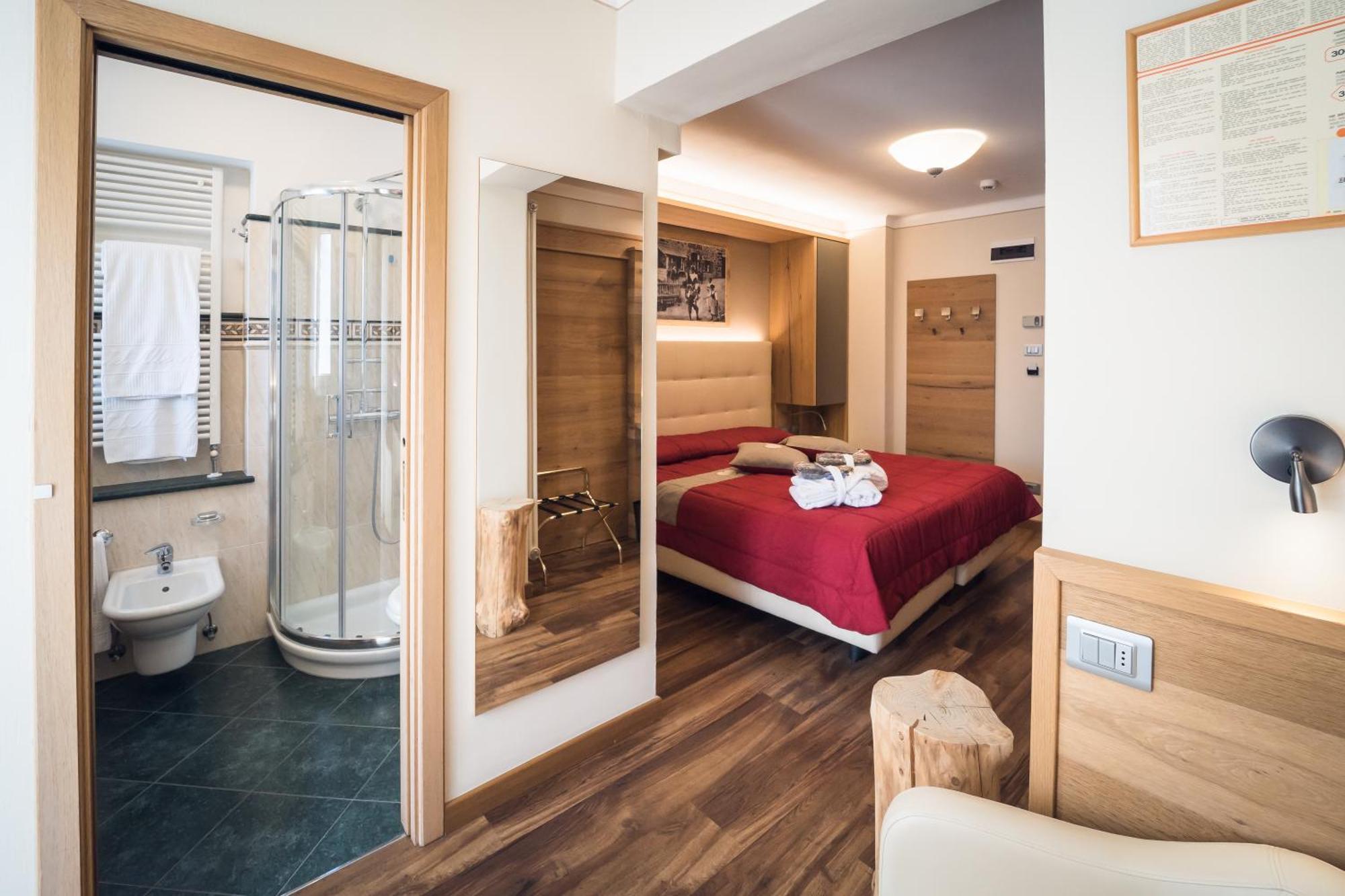 Hotel Alle Alpi Моена Екстер'єр фото